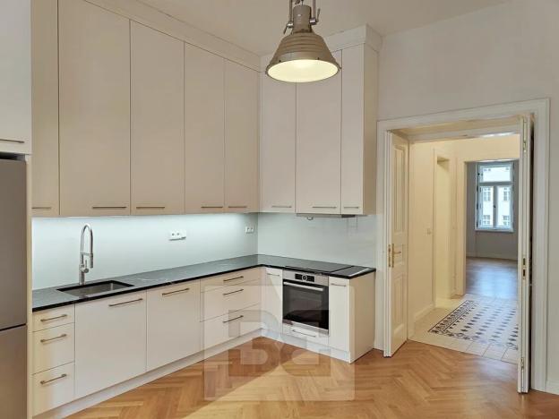 Prodej bytu 3+kk, Praha - Nové Město, Dittrichova, 87 m2