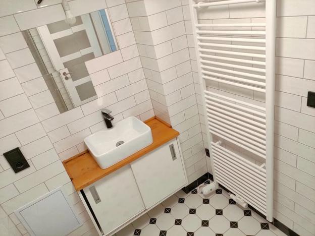 Pronájem bytu 1+kk, Praha - Smíchov, Na Skalce, 37 m2