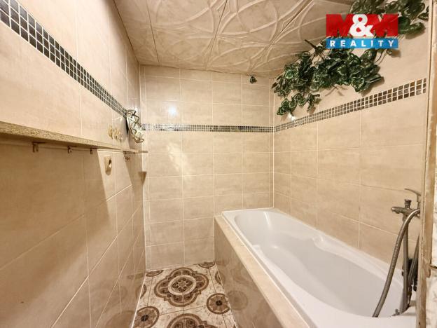 Prodej bytu 3+1, Chomutov, Jirkovská, 62 m2