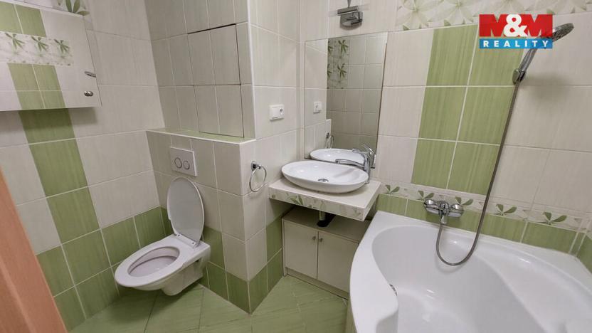 Pronájem bytu 2+1, Zlín - Malenovice, Husova, 58 m2