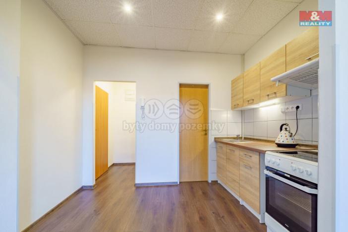 Pronájem bytu 2+kk, Aš, Hlavní, 42 m2