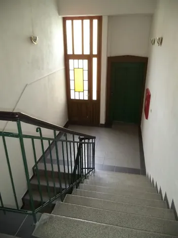 Pronájem kanceláře, Praha - Vinohrady, Kolínská, 100 m2