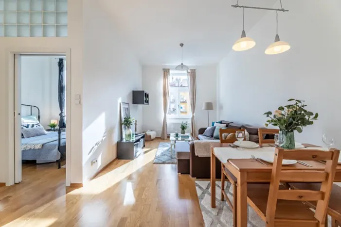 Pronájem bytu 2+kk, Praha - Vršovice, Kodaňská, 47 m2