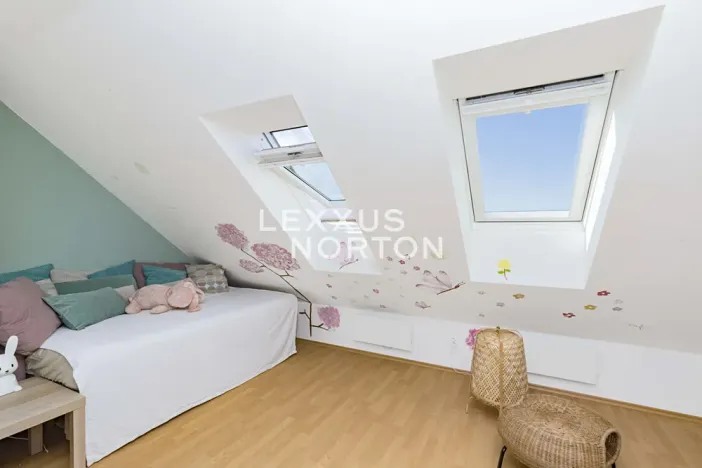 Prodej bytu 3+kk, Jinočany, U potoka, 90 m2