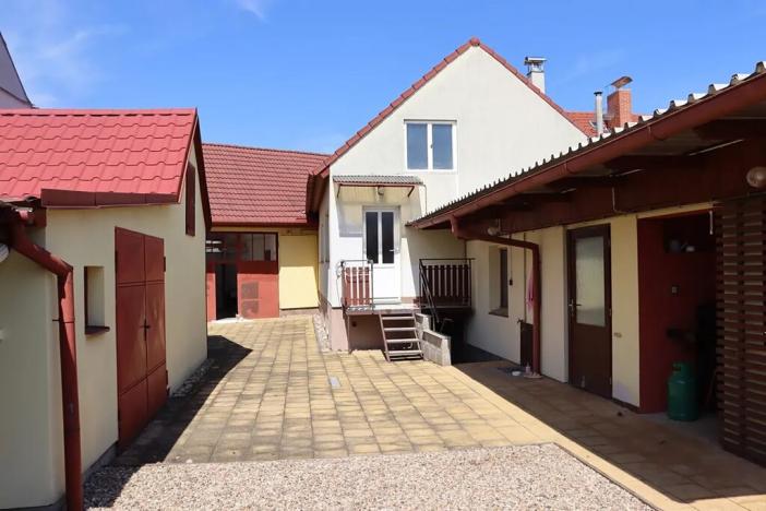 Prodej rodinného domu, Prušánky, 261 m2