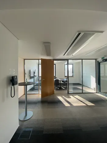 Pronájem kanceláře, Brno, Svatopetrská, 486 m2