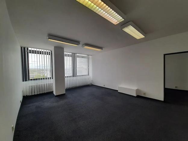Pronájem kanceláře, Brno, Svatopetrská, 20 m2