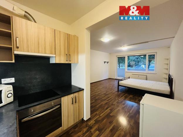 Pronájem bytu 1+kk, Zlín, Podlesí II, 39 m2