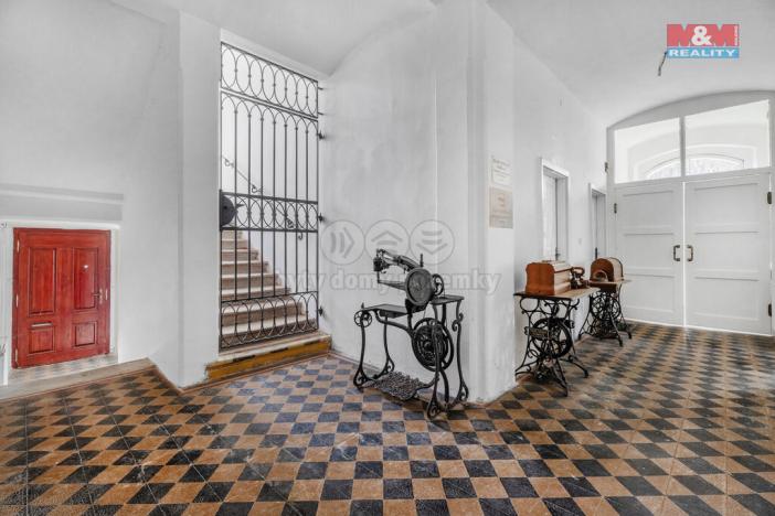 Prodej rodinného domu, Česká Kamenice, Lipová, 1225 m2