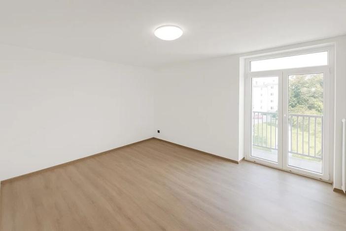 Prodej bytu 3+1, Plzeň, Dlouhá, 65 m2