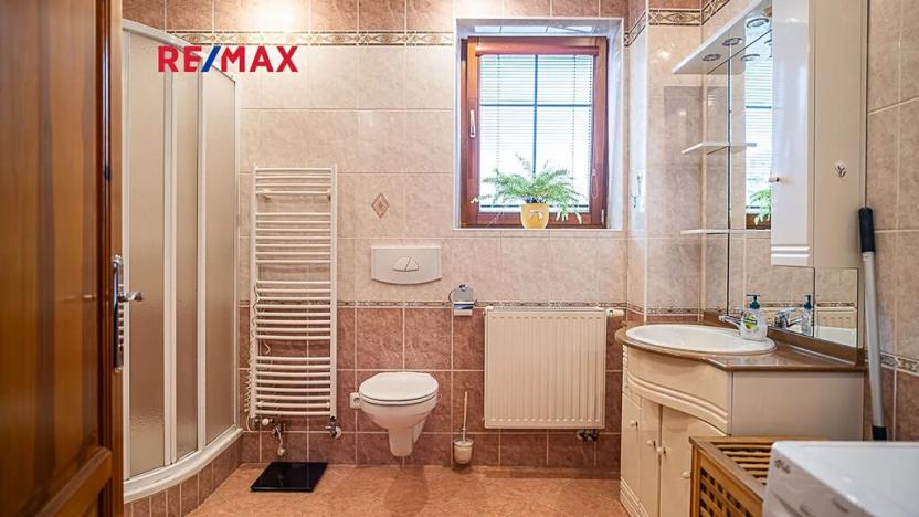 Prodej rodinného domu, Cvikov, Komenského, 298 m2