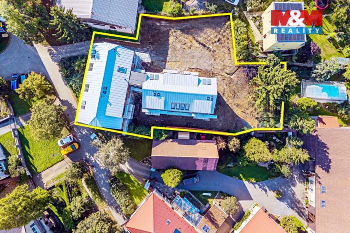 Prodej bytu 2+kk, Praha - Holyně, náměstí Pod lípou, 61 m2