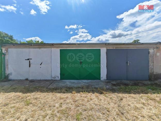 Prodej garáže, Hradec Králové - Slezské Předměstí, 18 m2