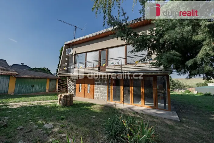 Prodej rodinného domu, Vroutek, Nádražní, 280 m2