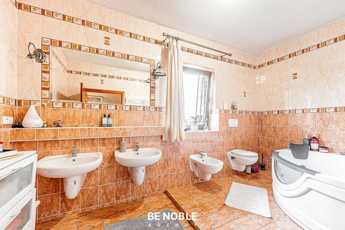 Prodej rodinného domu, Přezletice, Pod Hájem, 177 m2