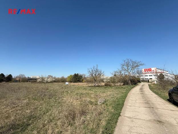 Prodej komerčního pozemku, Mělník, 1000 m2