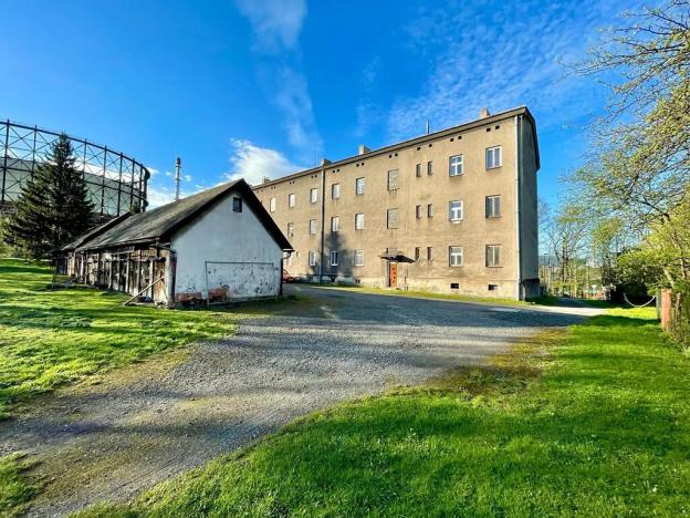 Prodej činžovního domu, Třinec, 1800 m2
