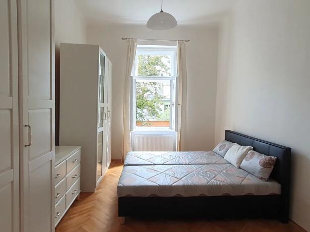 Pronájem bytu 3+1, Praha - Vinohrady, Italská, 112 m2