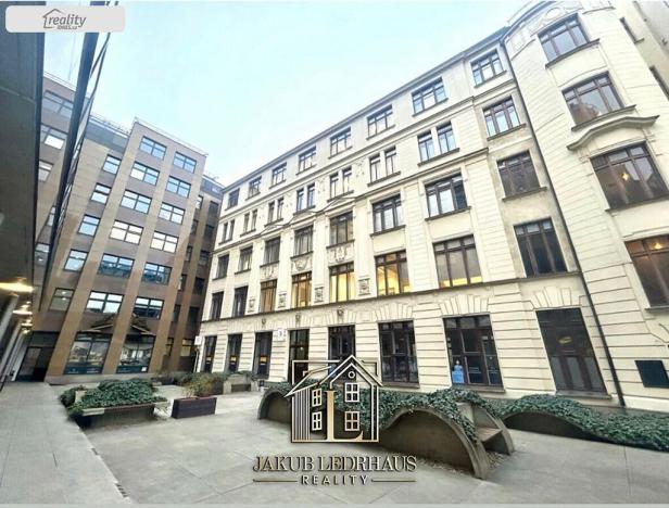 Pronájem kanceláře, Praha - Nové Město, Spálená, 406 m2