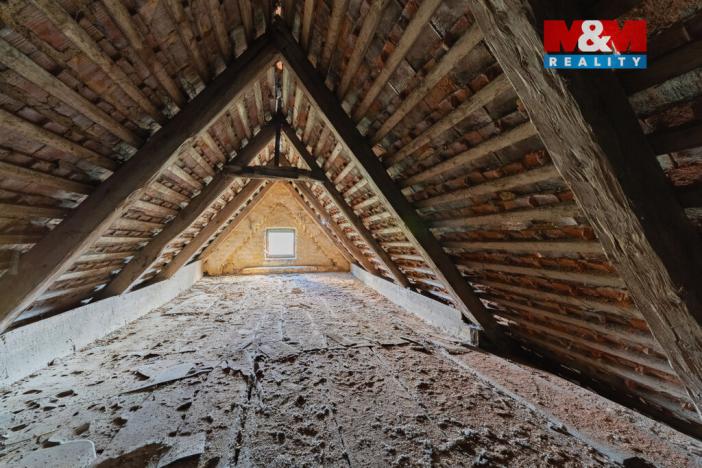 Prodej rodinného domu, Lipová - Dolní Lipina, 818 m2