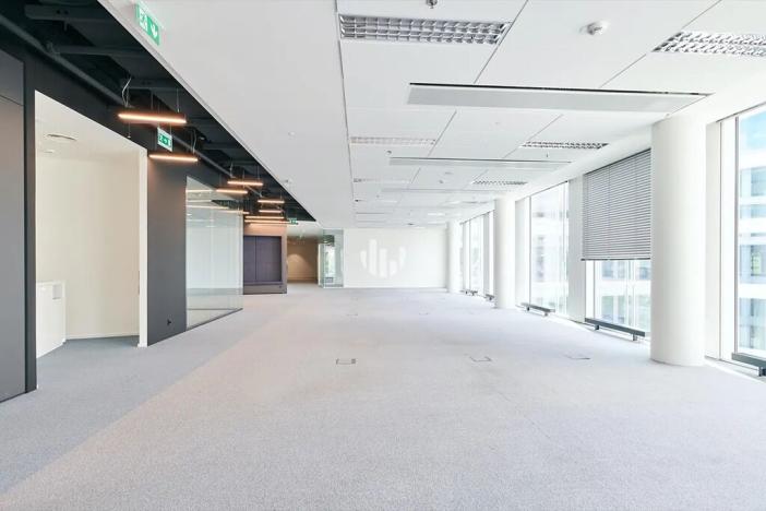 Pronájem kanceláře, Praha - Holešovice, Plynární, 547 m2