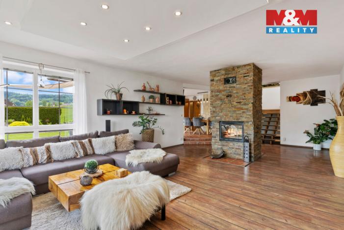 Prodej rodinného domu, Chuchelna, 290 m2