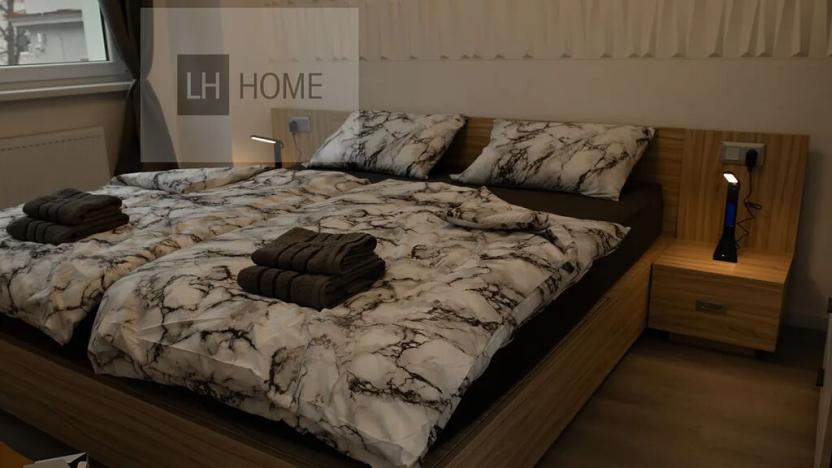 Pronájem bytu 2+kk, Karlovy Vary, 36 m2