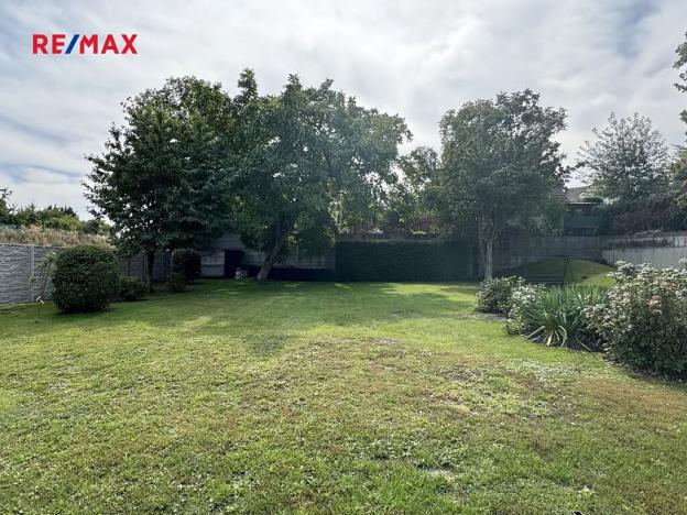 Prodej pozemku pro bydlení, Kladno, Klikorkova, 1582 m2