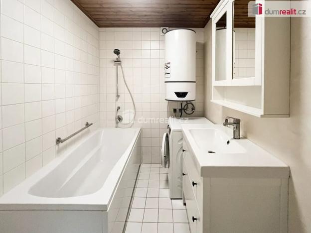 Prodej bytu 1+1, Kounov, 46 m2