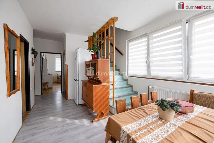 Prodej rodinného domu, Měšice, Na Křížku, 316 m2