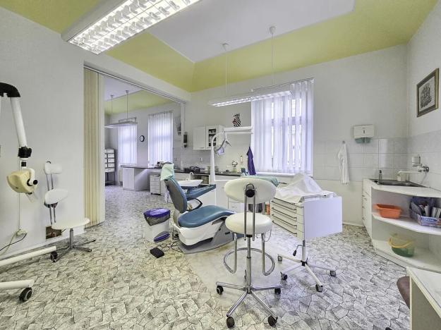 Pronájem ordinace, Duchcov, Tyršova, 295 m2