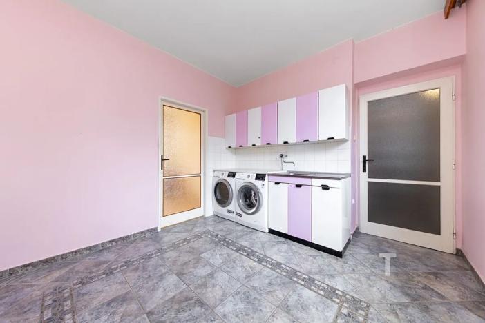 Prodej bytu 4+1, Hodonín, Mírové nám., 150 m2