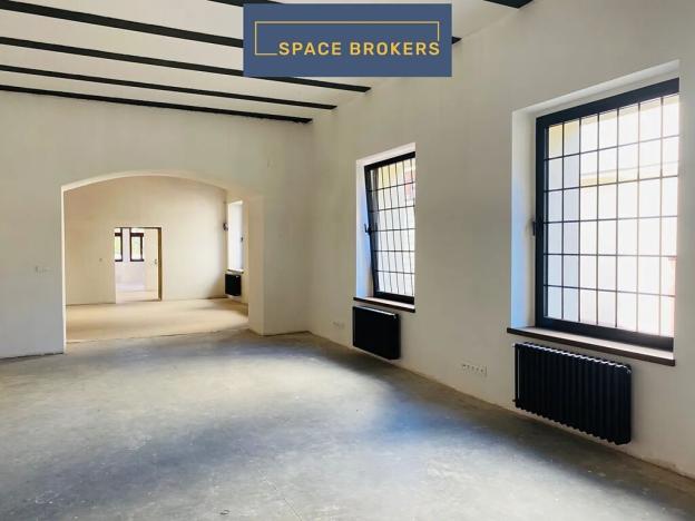 Pronájem kanceláře, Praha, Údolní, 1290 m2