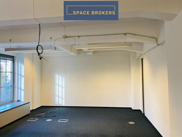 Pronájem kanceláře, Praha - Holešovice, Jankovcova, 295 m2