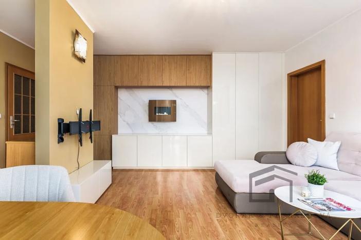 Pronájem bytu 2+kk, Praha - Smíchov, Tomkova, 53 m2