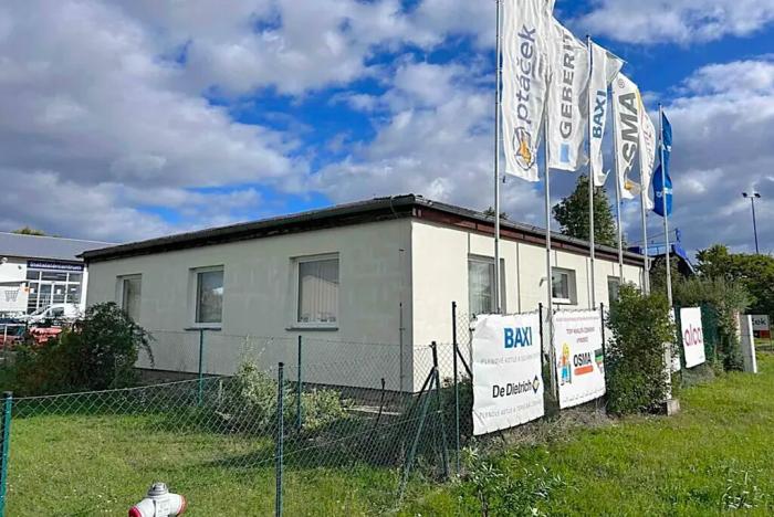 Pronájem obchodního prostoru, Louny, Průmyslová, 126 m2