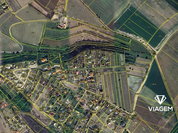 Prodej podílu pole, Kly, 352 m2