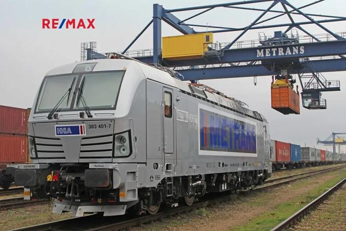 Prodej komerčního pozemku, Pňovany, 76524 m2