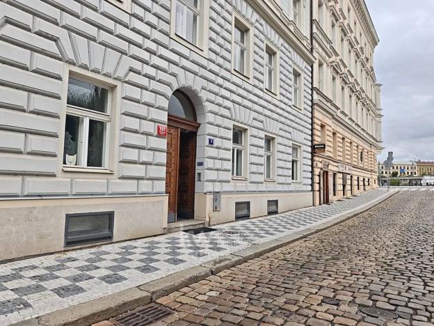 Pronájem bytu 3+1, Praha - Malá Strana, U železné lávky, 125 m2