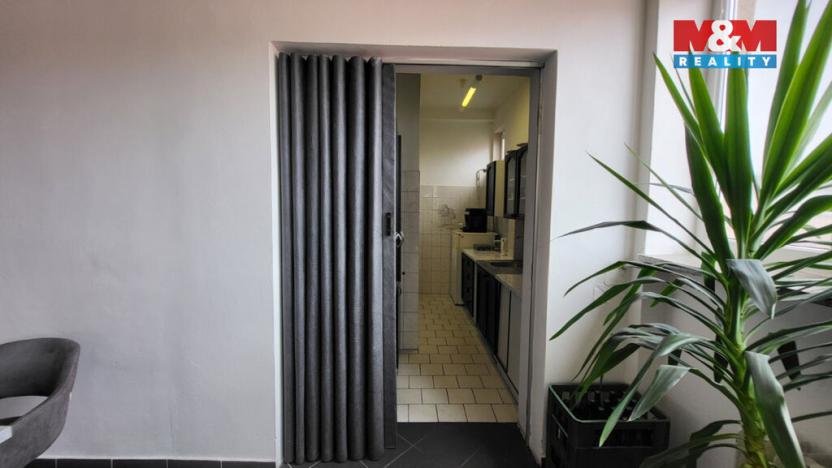 Pronájem kanceláře, Šternberk, Dvorská, 140 m2