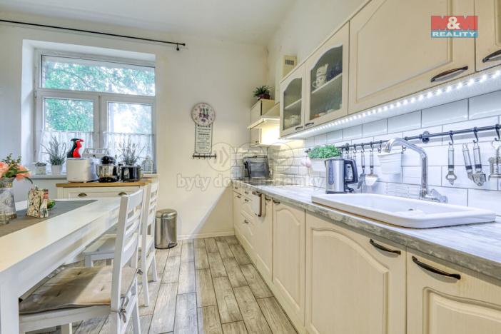 Prodej rodinného domu, Zahrádka, 300 m2