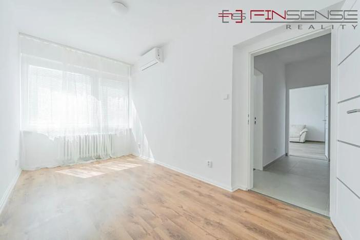 Pronájem bytu 3+kk, Praha - Záběhlice, U mlýna, 66 m2