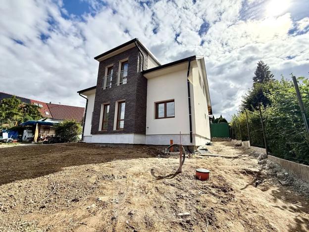 Prodej rodinného domu, Louňovice, V Luhu, 160 m2