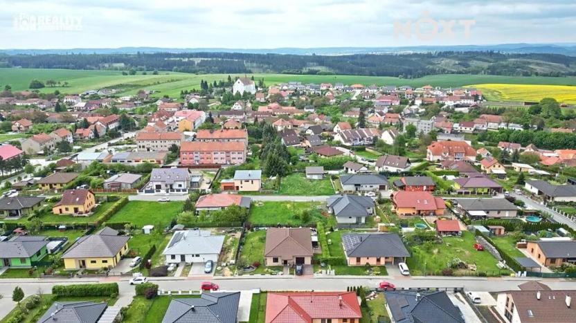 Prodej pozemku pro bydlení, Lipovec, 738 m2