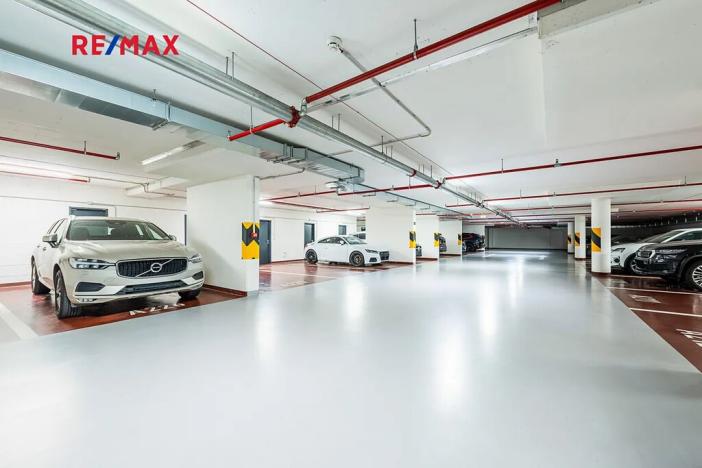 Prodej bytu 3+kk, Praha - Holešovice, Sanderova, 104 m2