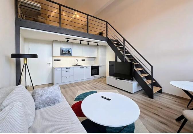 Prodej bytu 2+kk, Praha - Vršovice, Kubánské náměstí, 55 m2