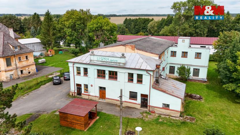 Prodej výrobních prostor, Černošín, 1100 m2