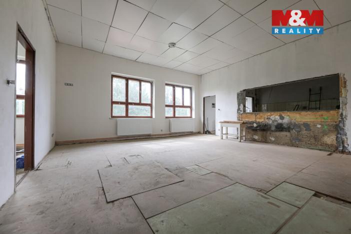 Prodej výrobních prostor, Černošín, 1100 m2