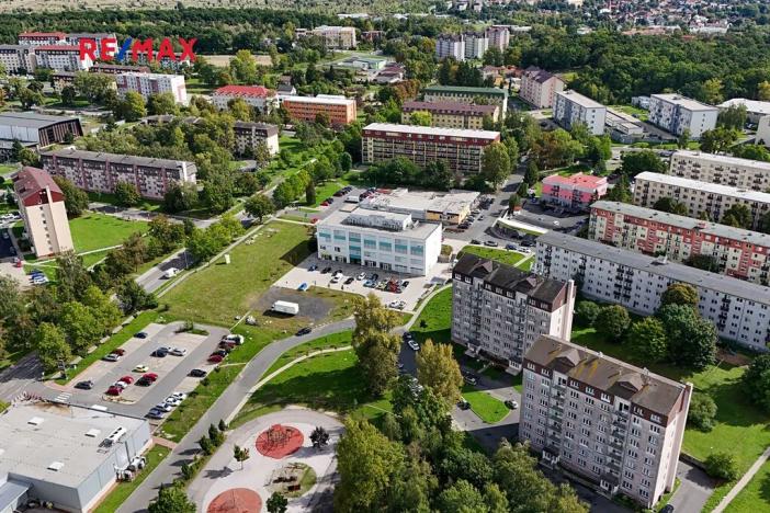 Pronájem ordinace, Milovice, Spojovací, 64 m2