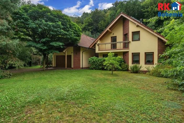 Prodej rodinného domu, Hrdlořezy, 400 m2